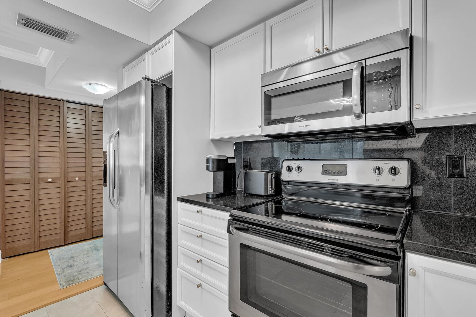 99 SE Mizner Boulevard 637 — photo 8