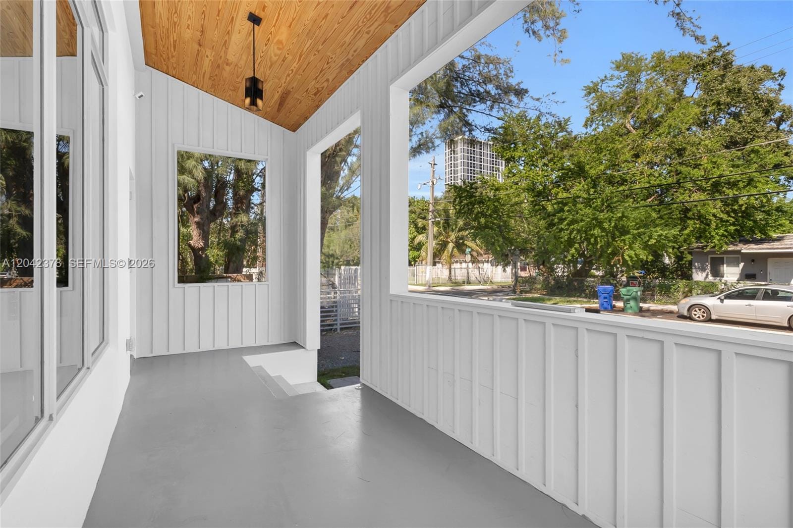 3204 Plaza Street — photo 11
