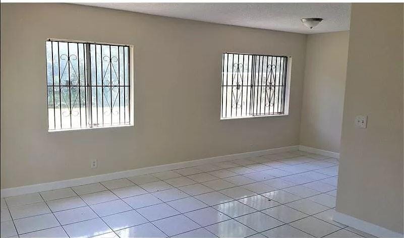 5710 NW 21st Street 36-b, Lauderhill, FL 33313 photo 2