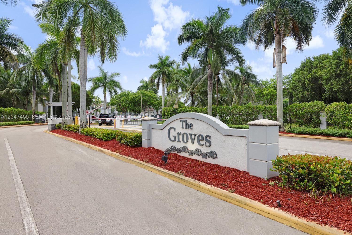 Pending home at 2943 SE 15th Terrace, Homestead, FL 33035