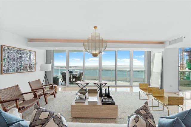 1643 Brickell Avenue 2805, Miami, FL 33129