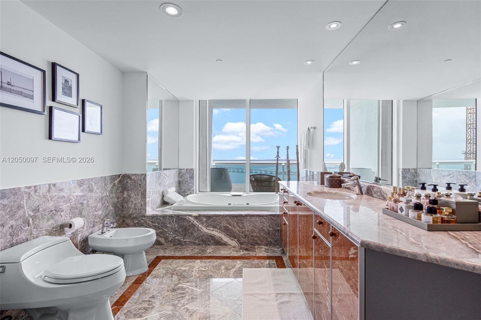 1643 Brickell Avenue 2805, Miami, FL 33129 photo 25