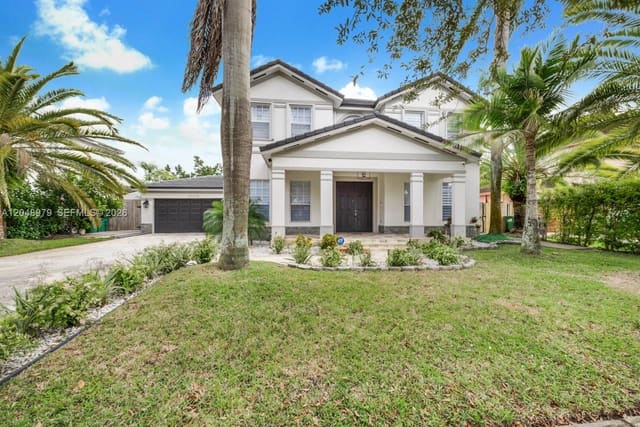 20255 SW 129th Avenue, Miami, FL 33177