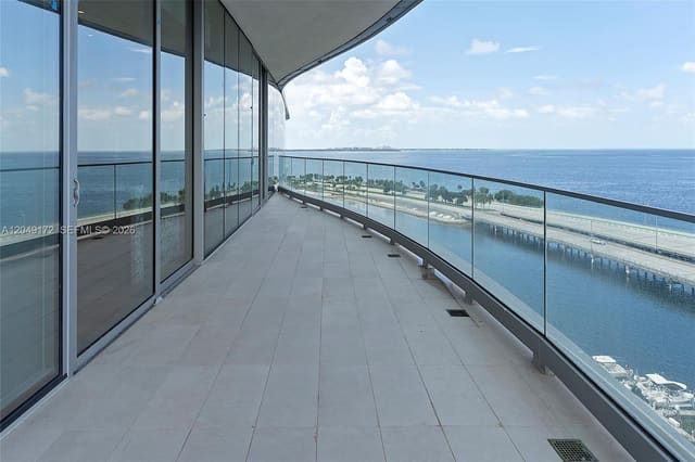 175 SE 25th Road 1003, Miami, FL 33129