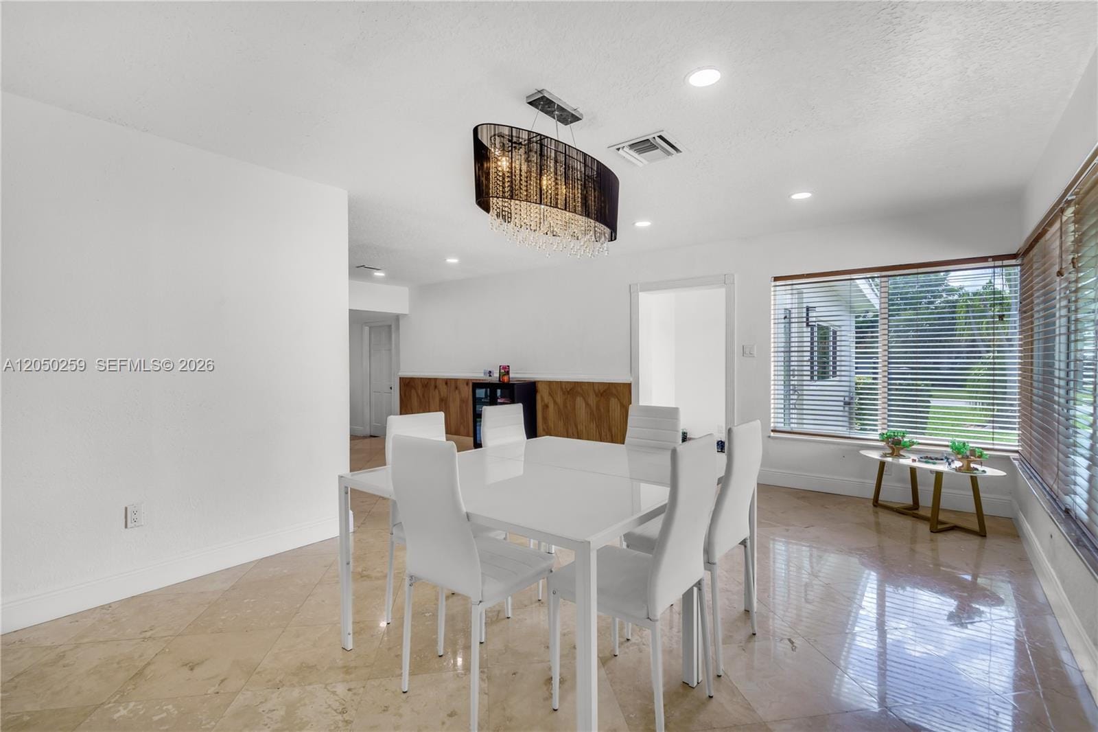2424 NE 18th Avenue, Wilton Manors, FL 33305 photo 13