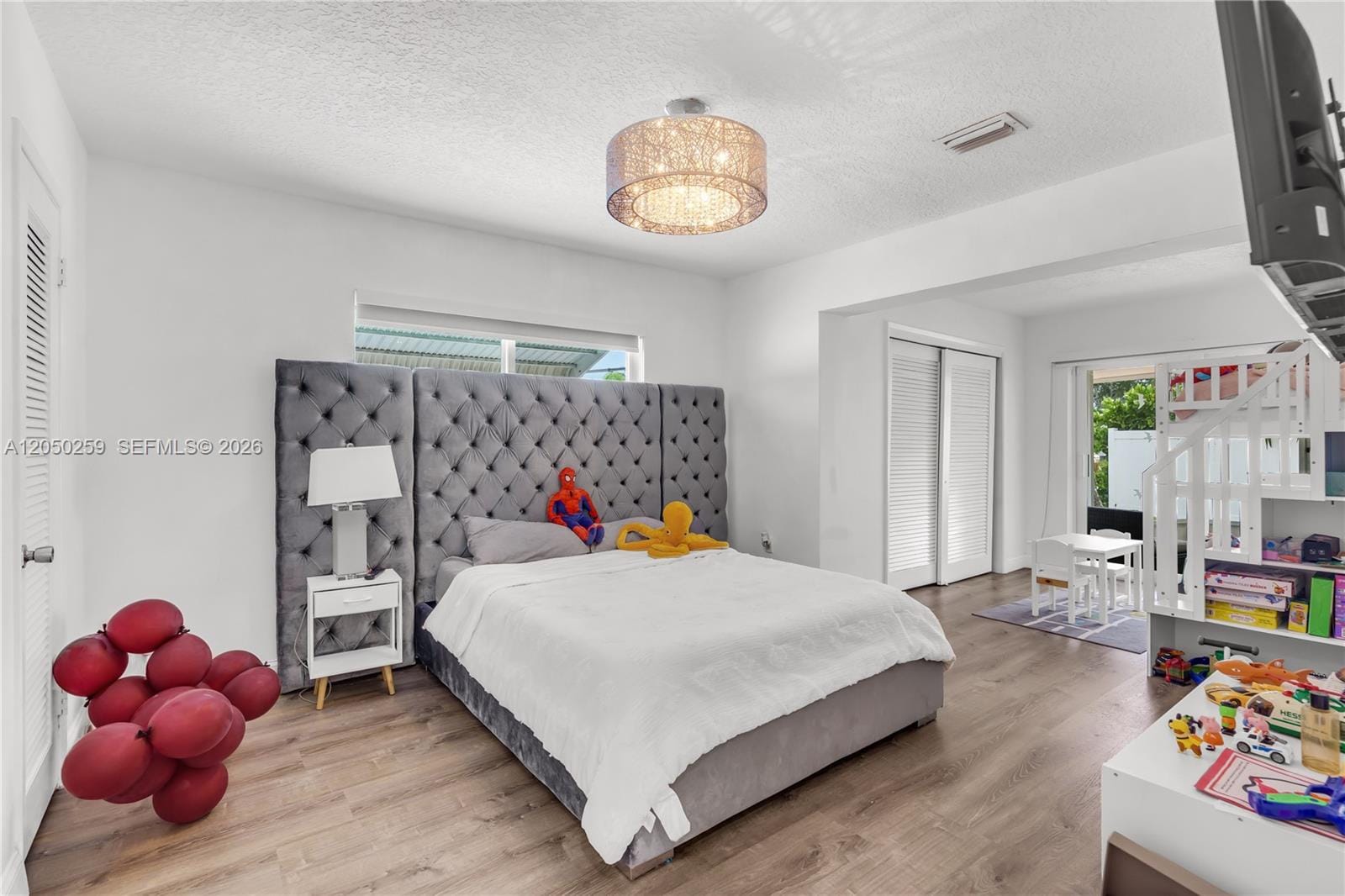 2424 NE 18th Avenue, Wilton Manors, FL 33305 photo 14