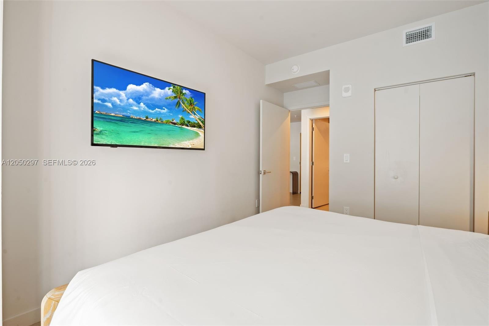 11 NE 6th Street 2605, Miami, FL 33132 photo 17