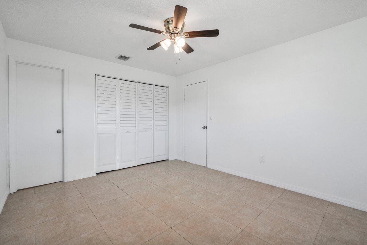 4271 Empress Street — photo 12