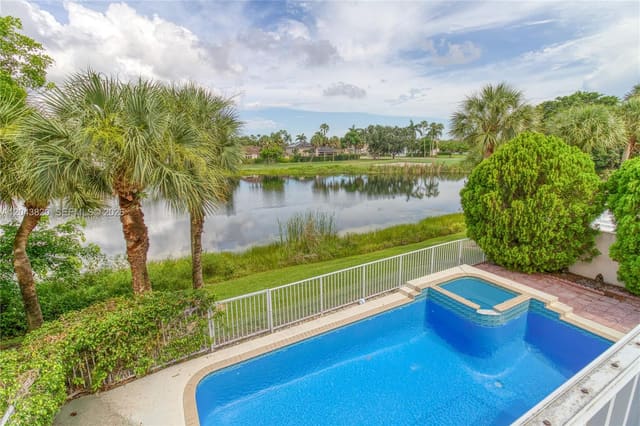1473 SW 158th Avenue, Pembroke Pines, FL 33027