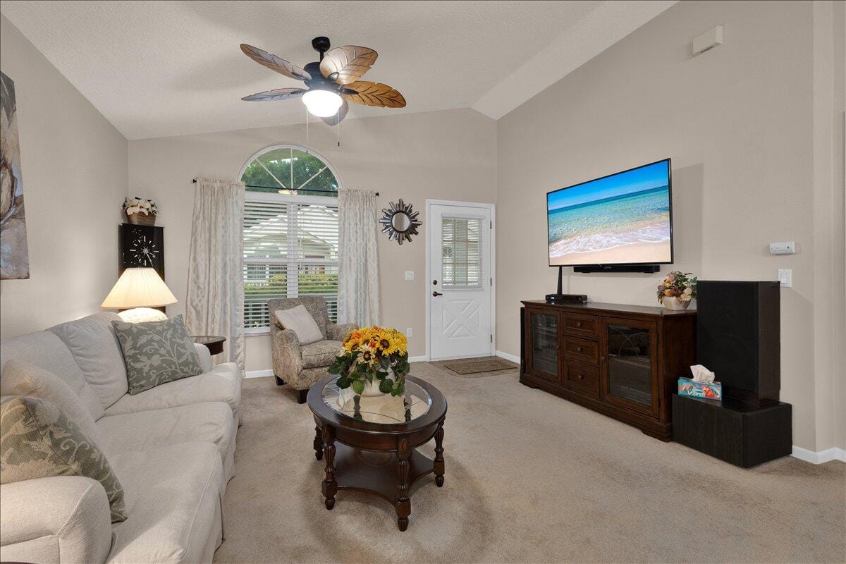 1189 NW Lombardy Drive — photo 9