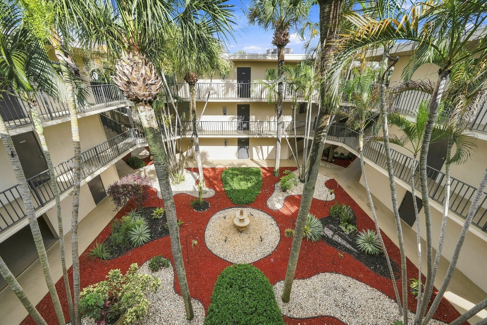 5370 Las Verdes Circle 304, Delray Beach, FL 33484 photo 23