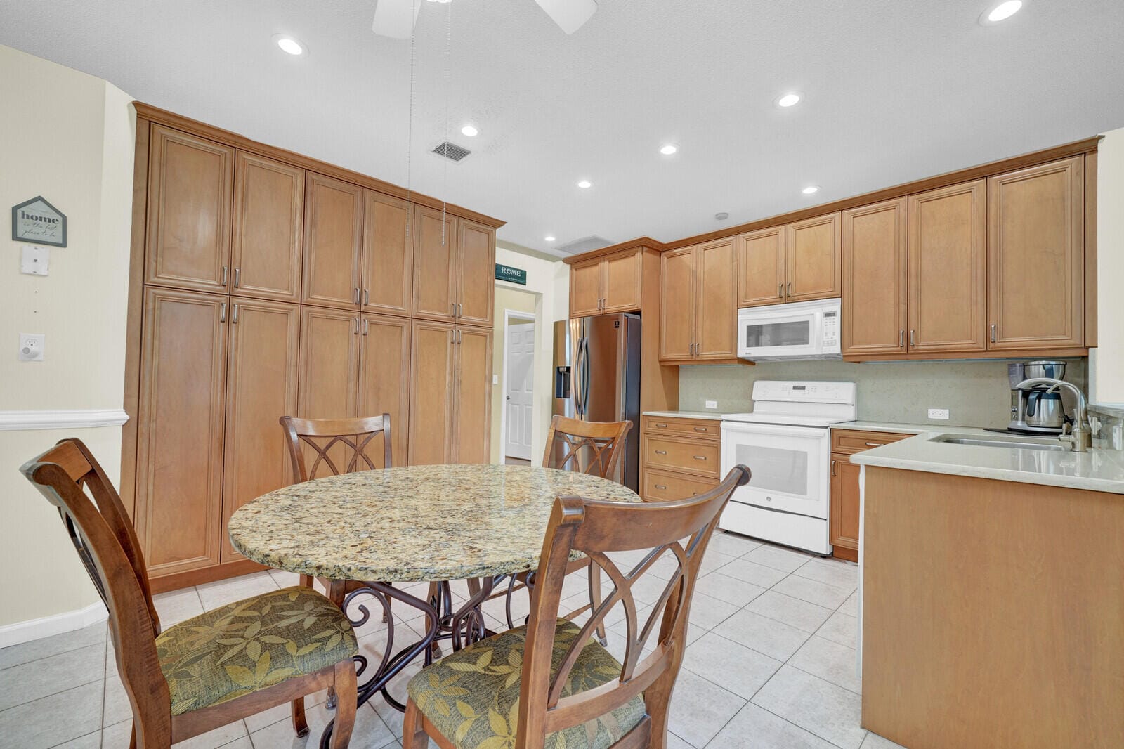 5740 NW 50th Street — photo 8