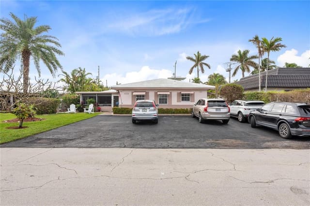 242 Neptune Avenue, Lauderdale-By-The-Sea, FL 33308