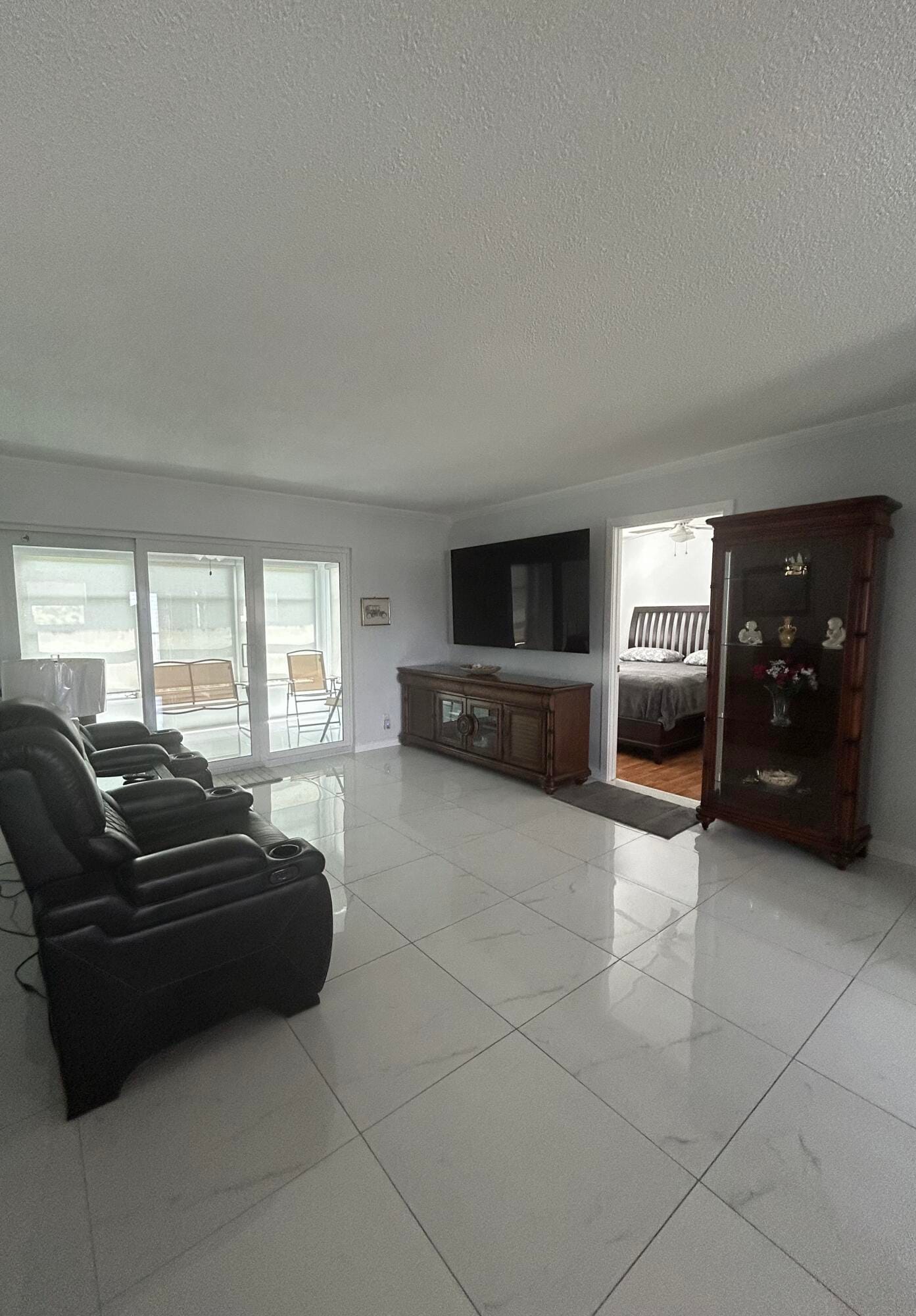 225 Bonnie Boulevard 405 — photo 9