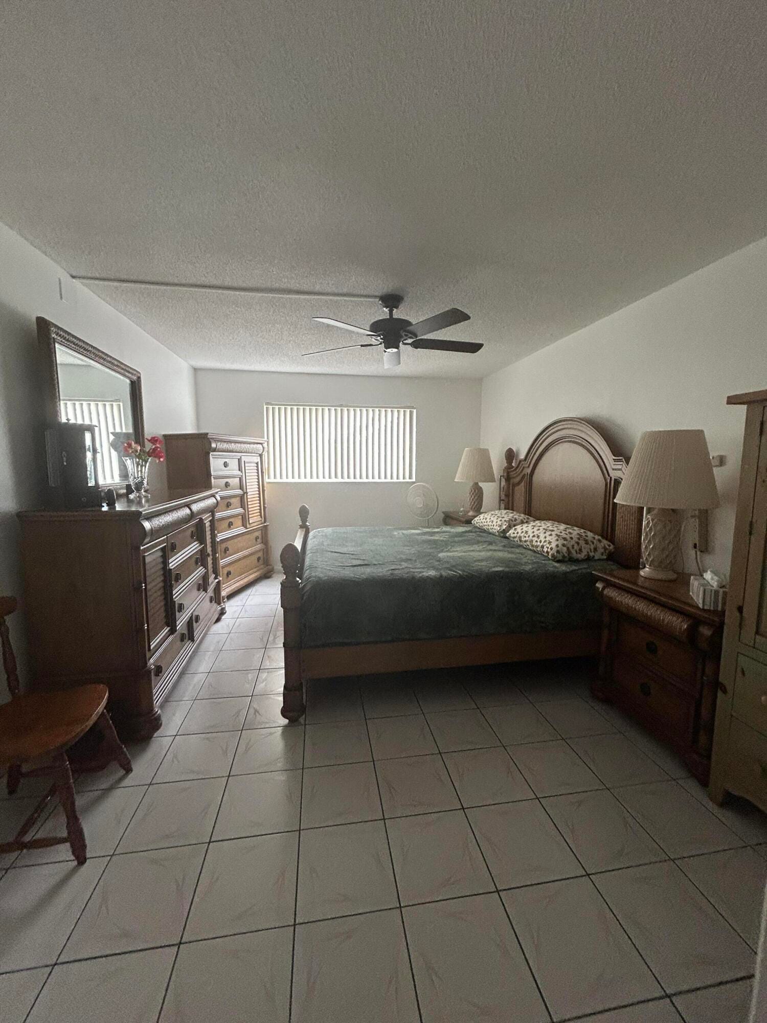 225 Bonnie Boulevard 405 — photo 10