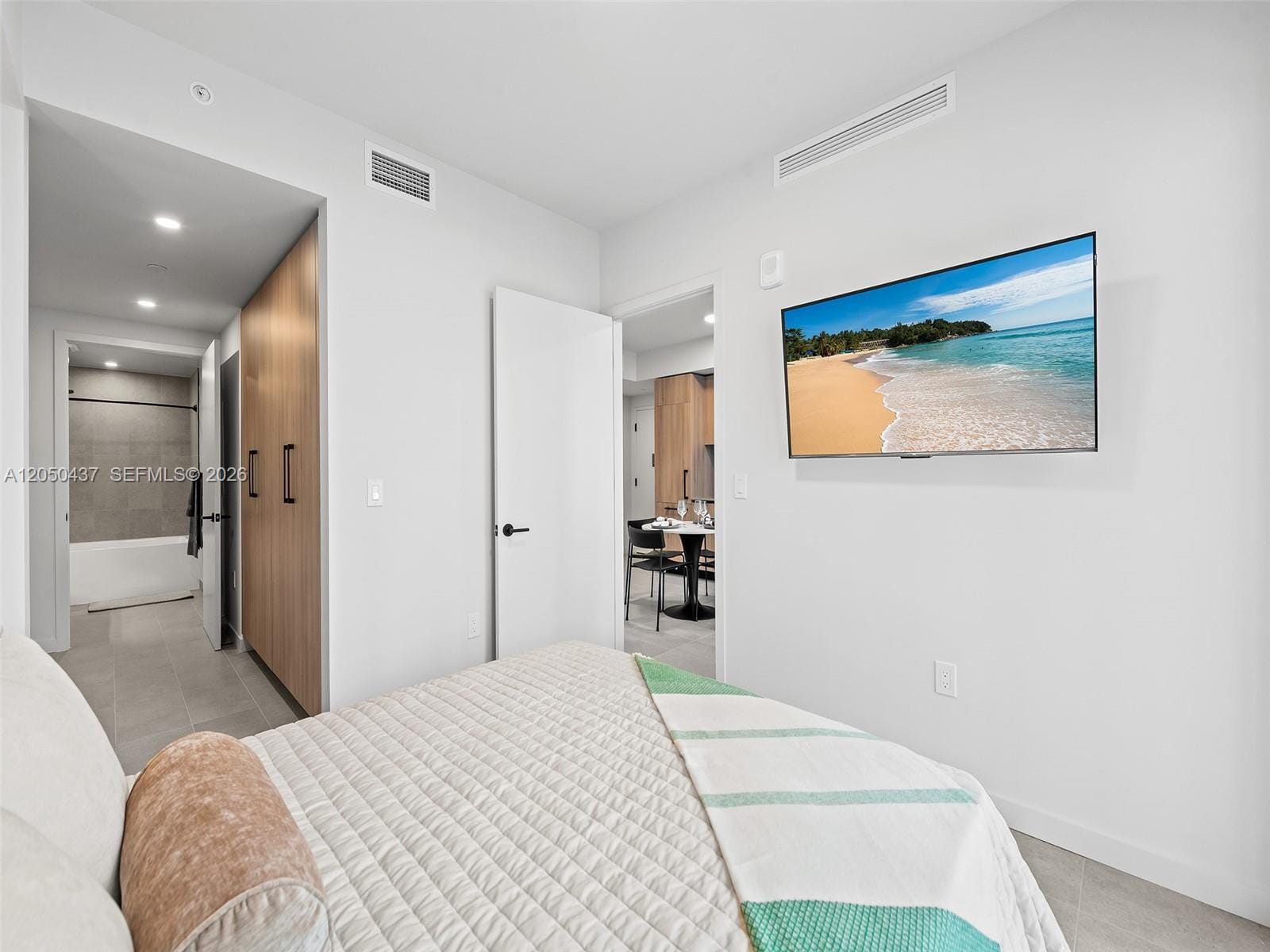 121 NE 5th Street 3706, Miami, FL 33132 photo 5