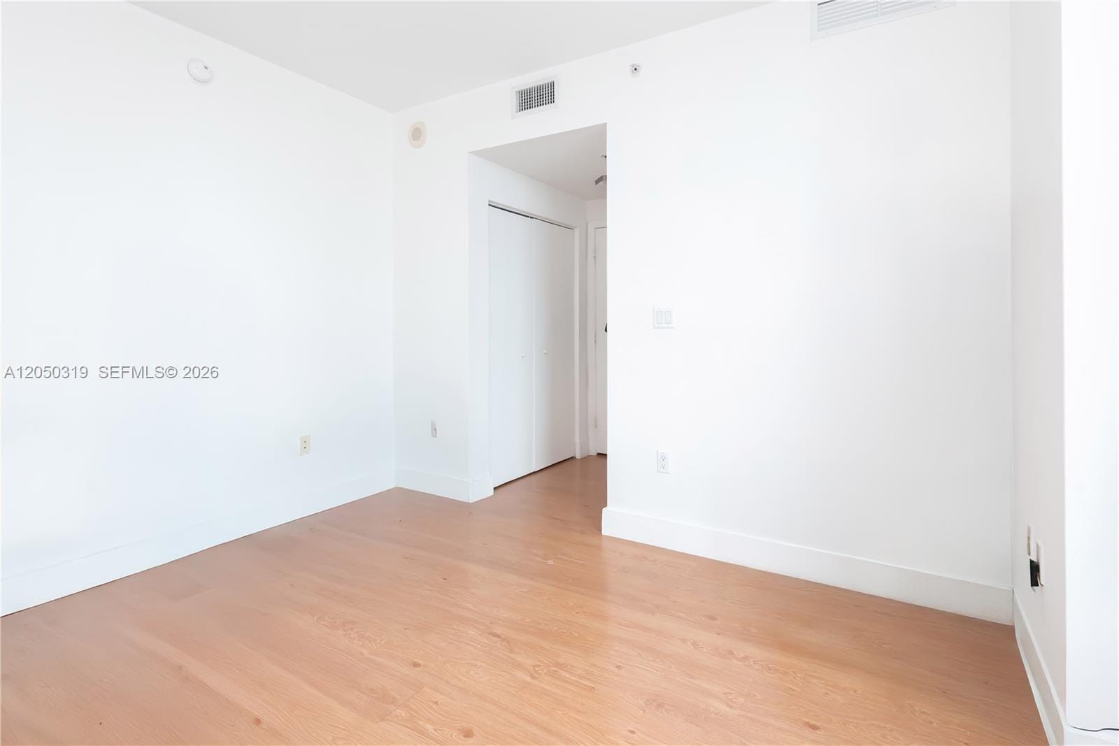 90 SW 3rd Street 2113, Miami, FL 33130 photo 13