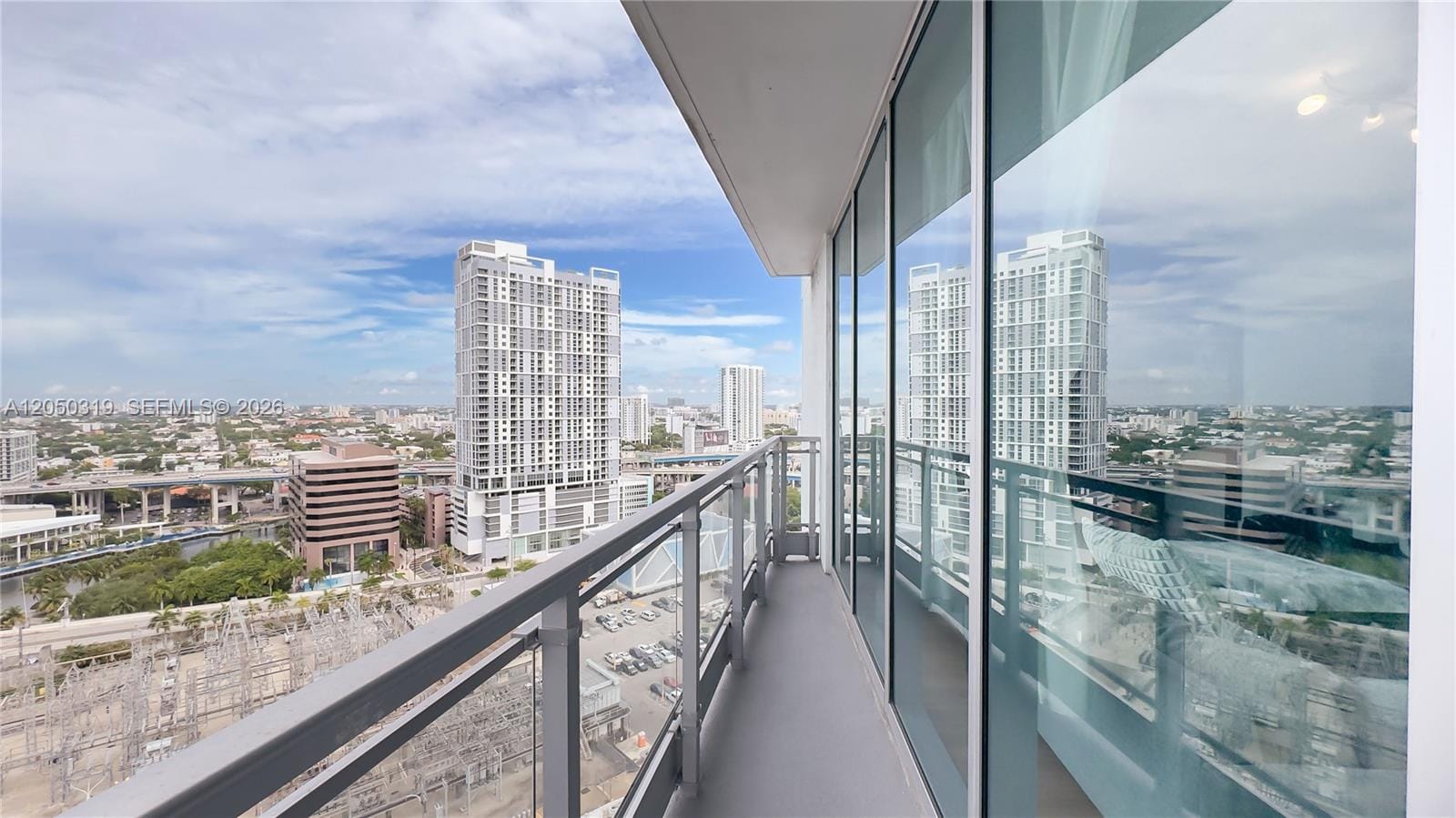 90 SW 3rd Street 2113, Miami, FL 33130 photo 22