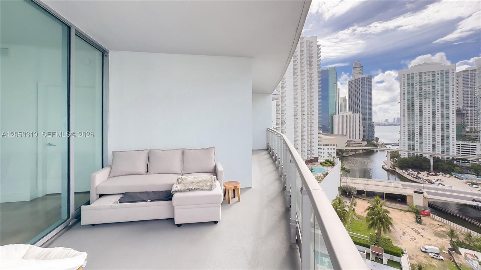 90 SW 3rd Street 2113, Miami, FL 33130 photo 23