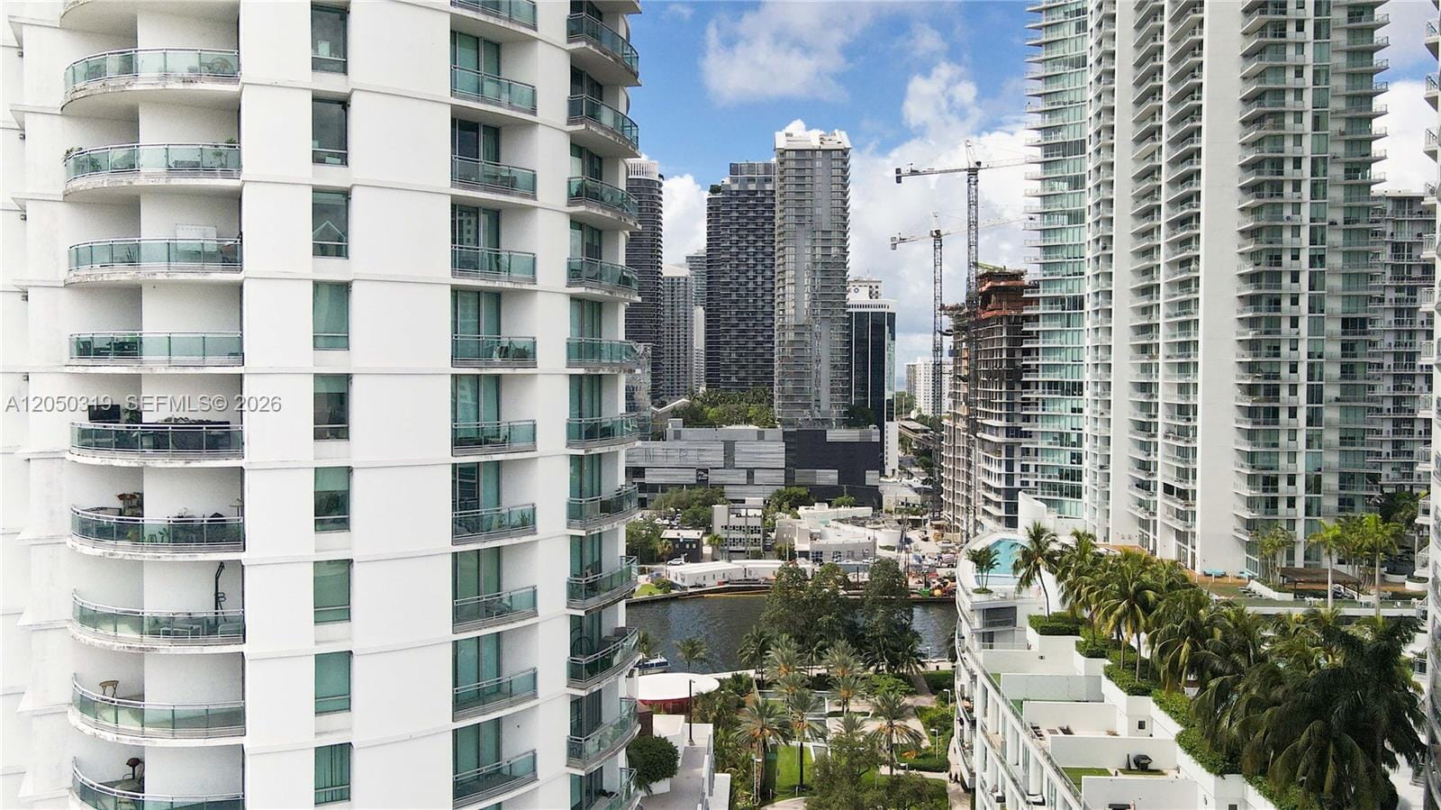 90 SW 3rd Street 2113, Miami, FL 33130 photo 25