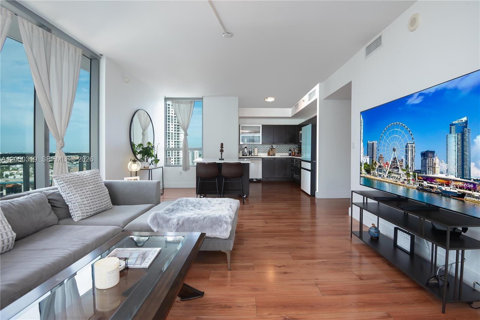 90 SW 3rd Street 2113, Miami, FL 33130