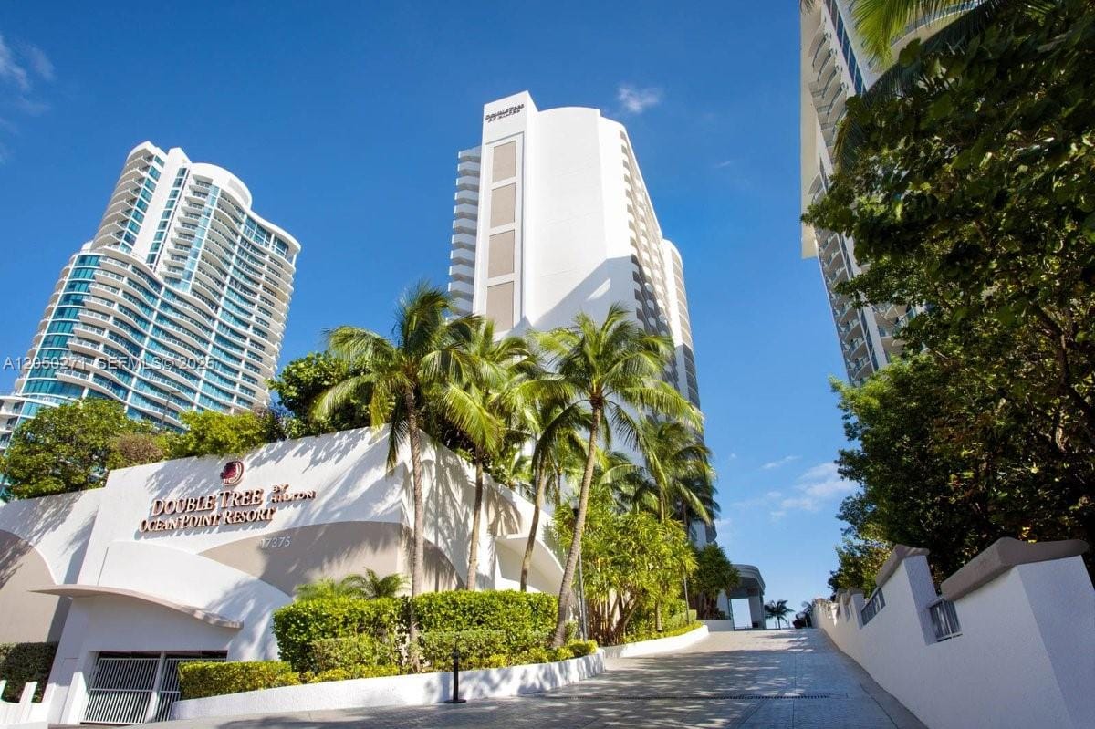 17375 Collins Avenue 1506 — photo 4