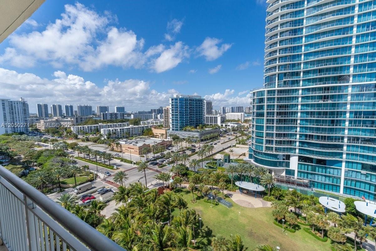 17375 Collins Avenue 1506 — photo 9