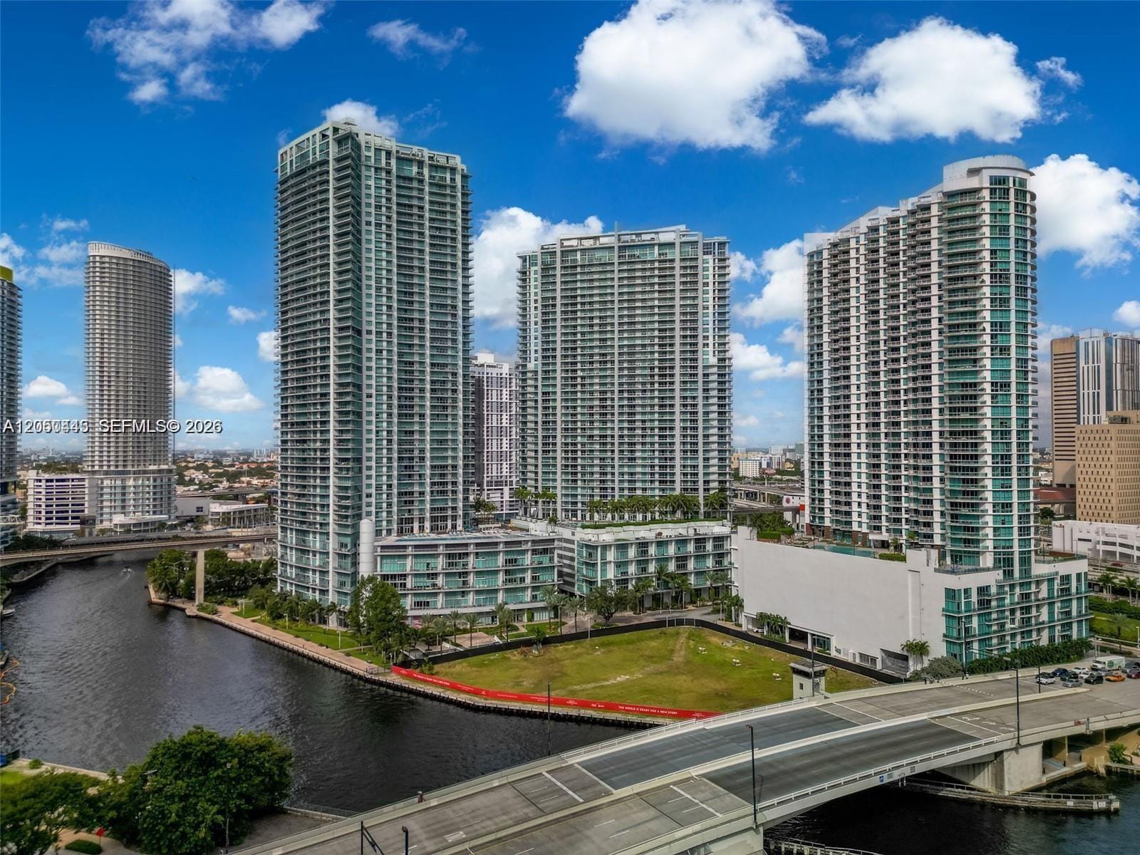 90 SW 3rd Street 3703, Miami, FL 33130 photo 22