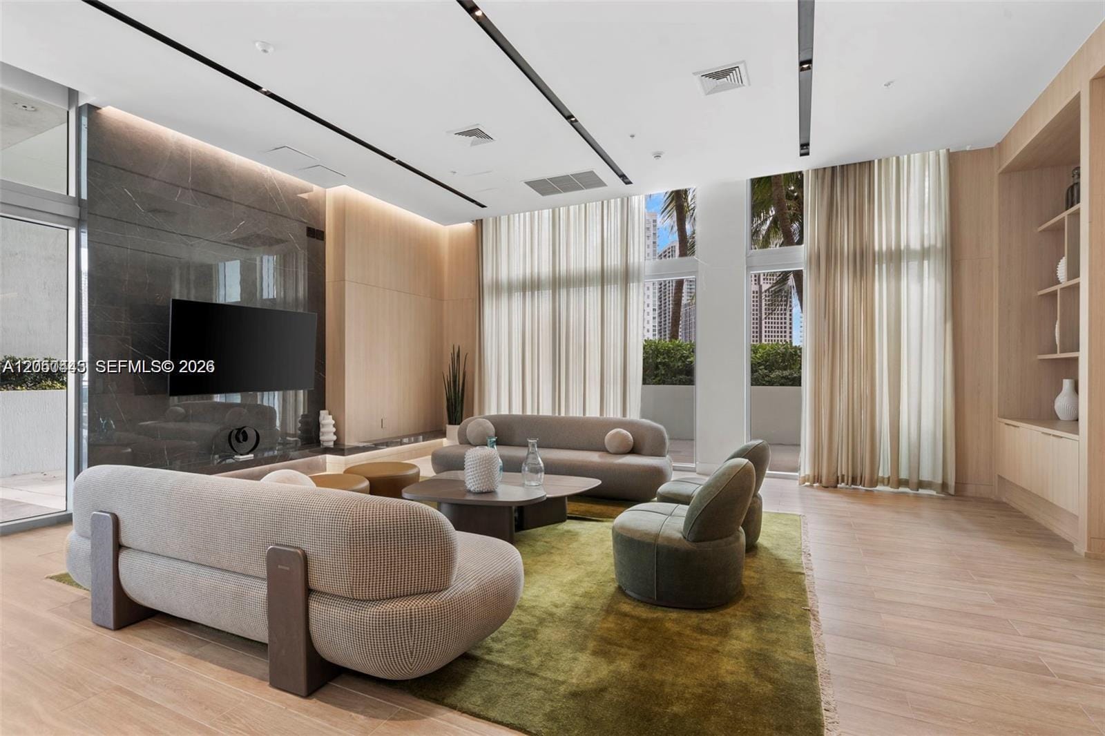 90 SW 3rd Street 3703, Miami, FL 33130 photo 27