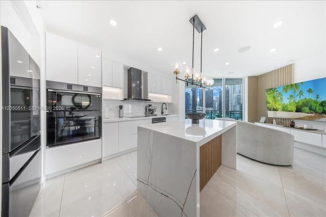 350 S Miami Avenue 2314, Wind, Miami, FL
