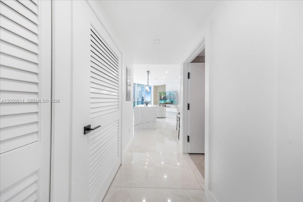 350 S Miami Avenue 2314, Miami, FL 33130 photo 14