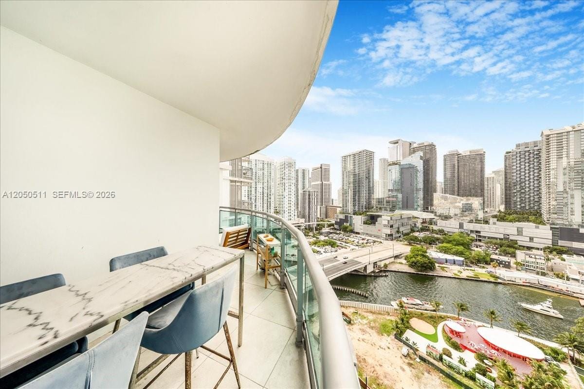 350 S Miami Avenue 2314, Miami, FL 33130 photo 16