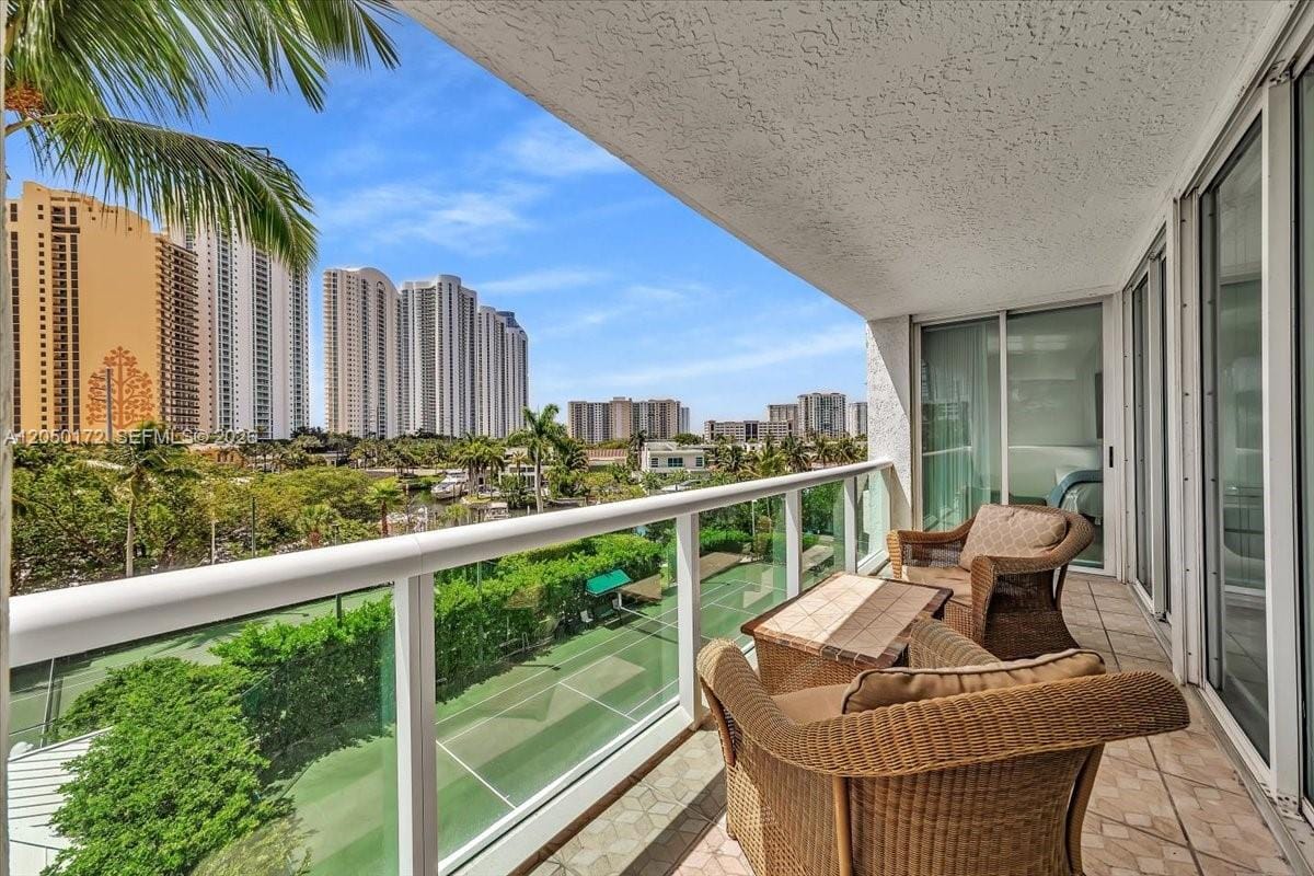 16400 Collins Avenue 342 — photo 9