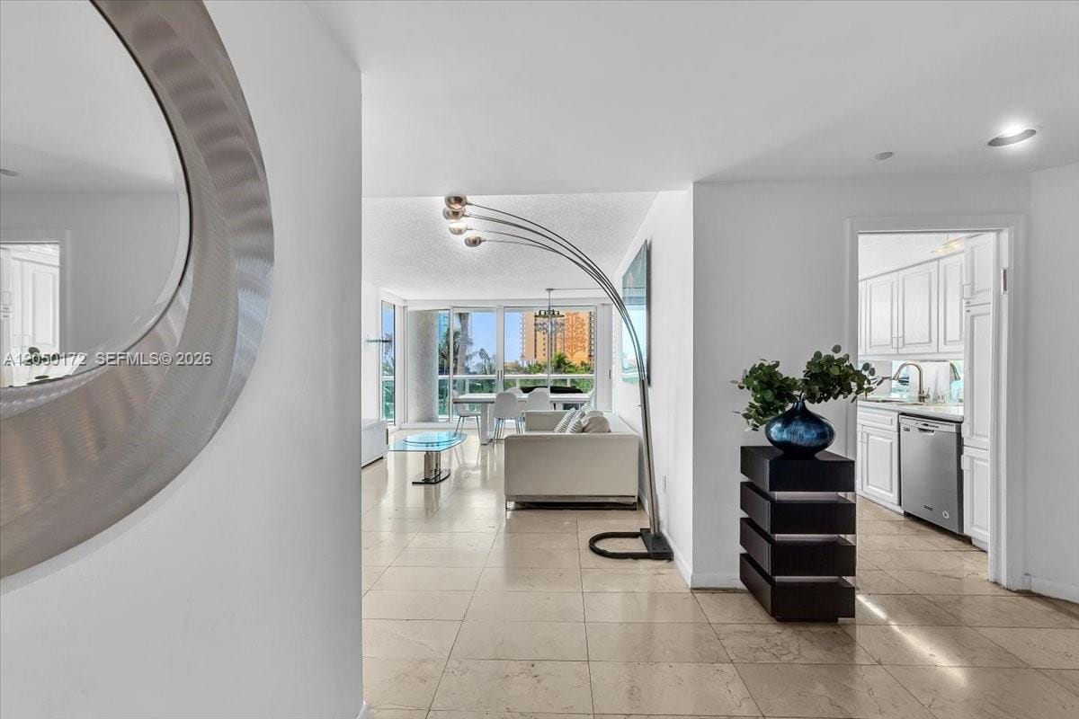 16400 Collins Avenue 342, Sunny Isles Beach, FL 33160 photo 18