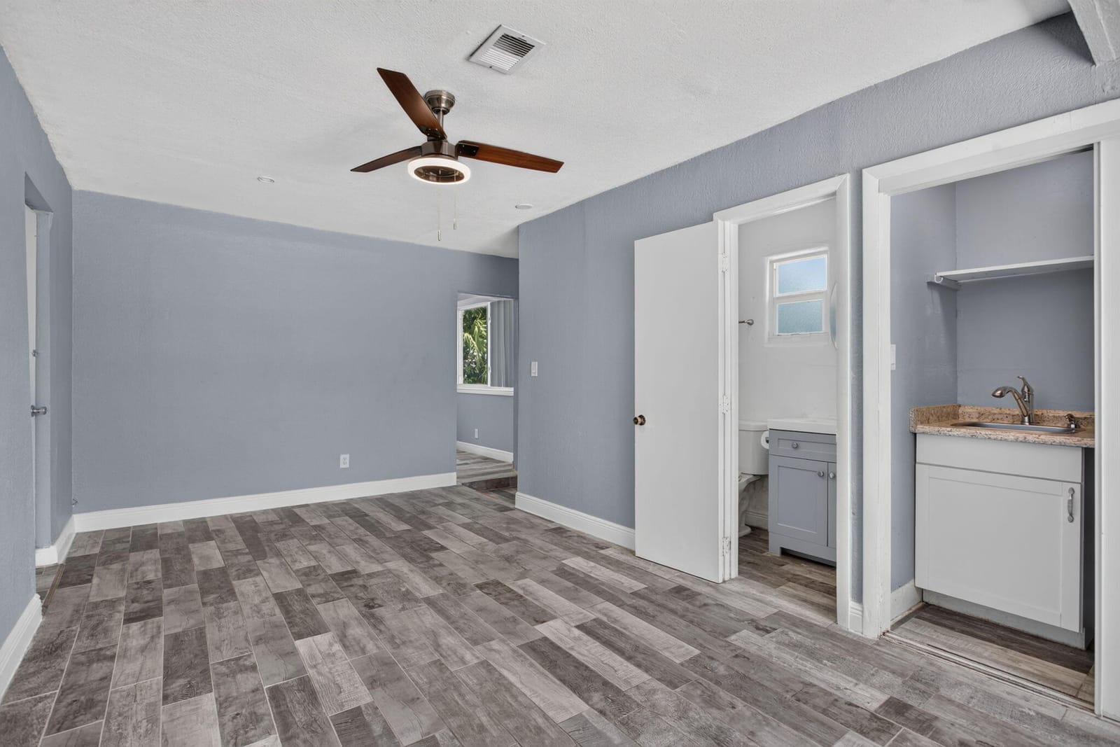 2811 NE 9th Terrace, Pompano Beach, FL 33064 photo 17