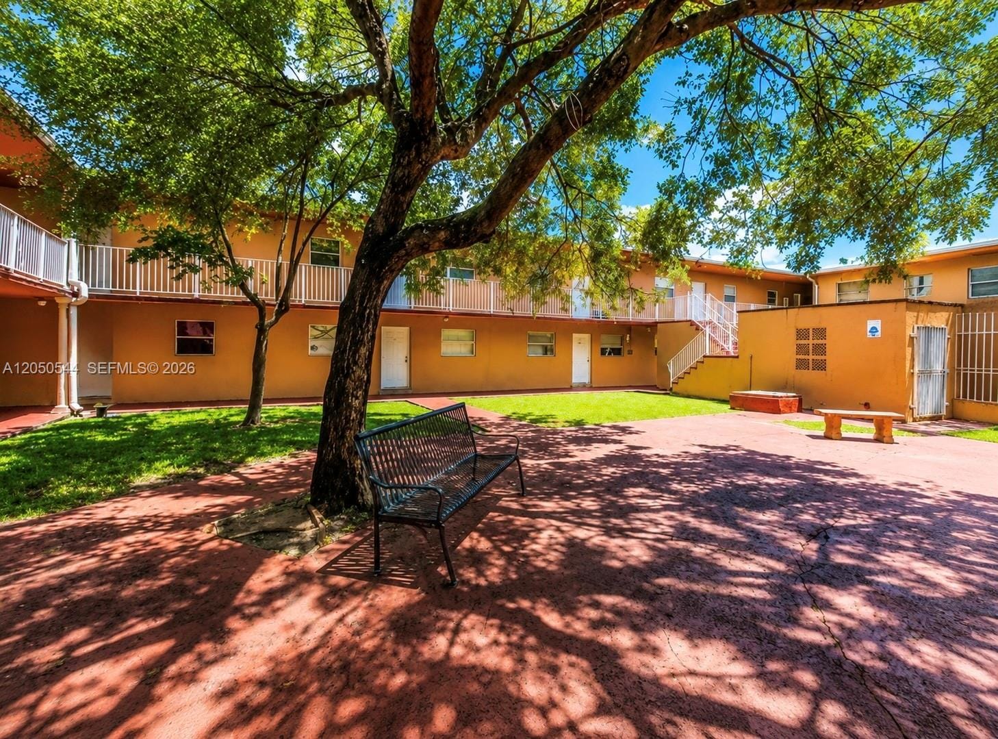 1245 W 24th Street 219, Hialeah, FL 33010