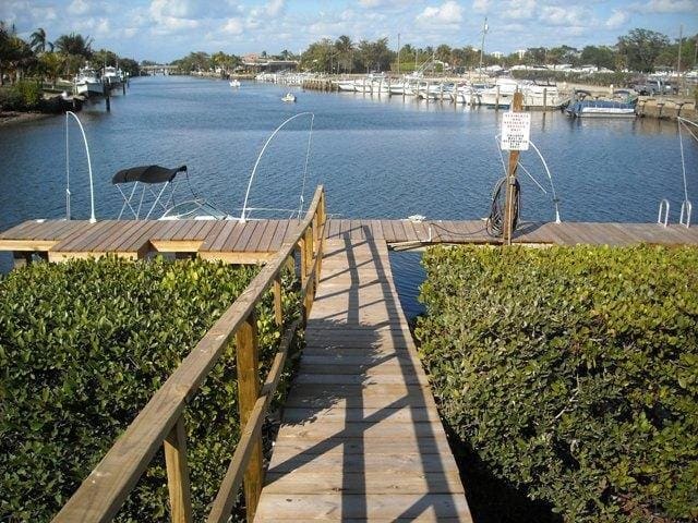 725 Hummingbird Way 210, Lori Lynn Condos, North Palm Beach, FL