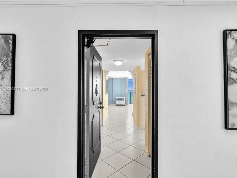 9273 Collins Avenue 1010 — photo 1