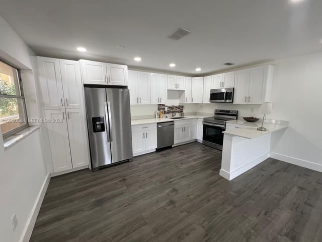 4111 Stirling Road 209, Dania Beach, FL 33314