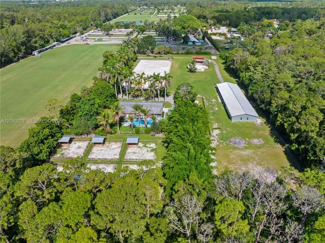 1068 D Road, Loxahatchee, FL 33470