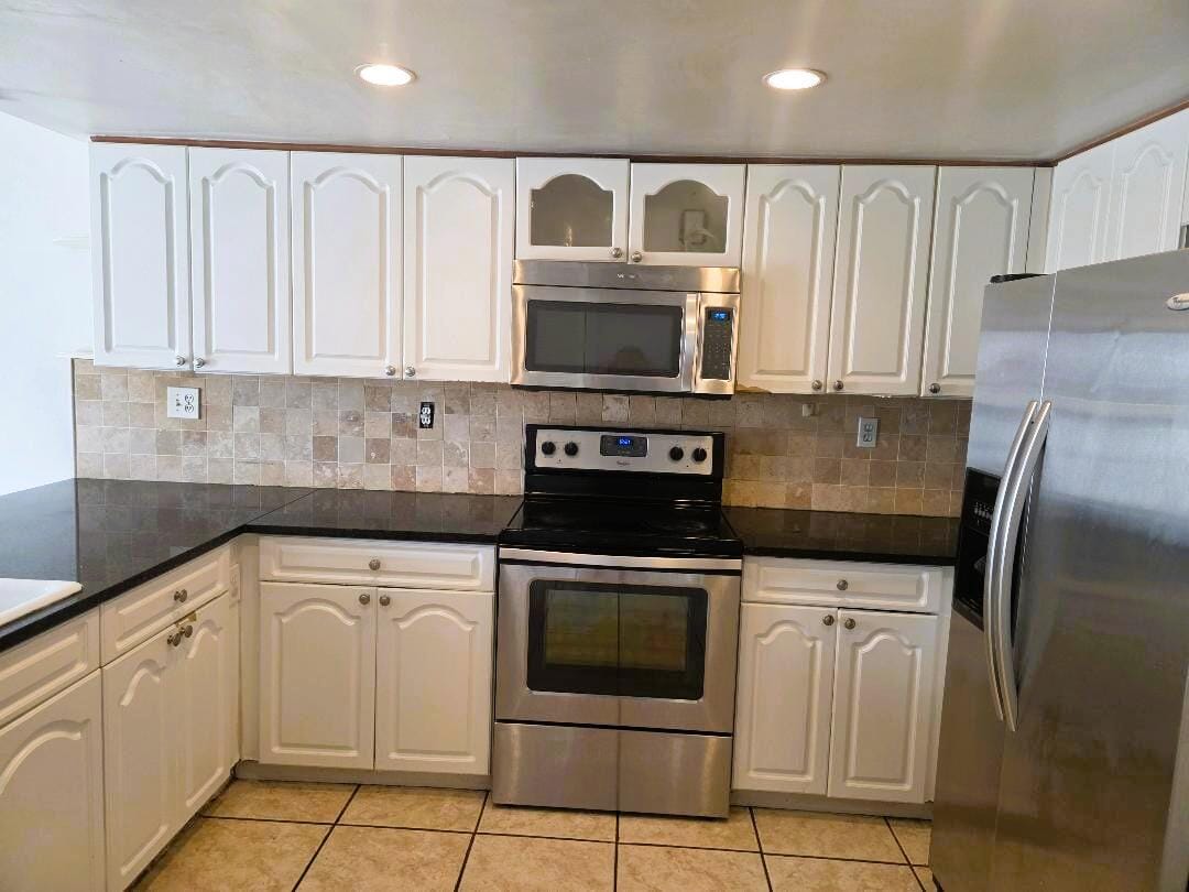 9187 Fontainebleau Boulevard 419 — photo 4