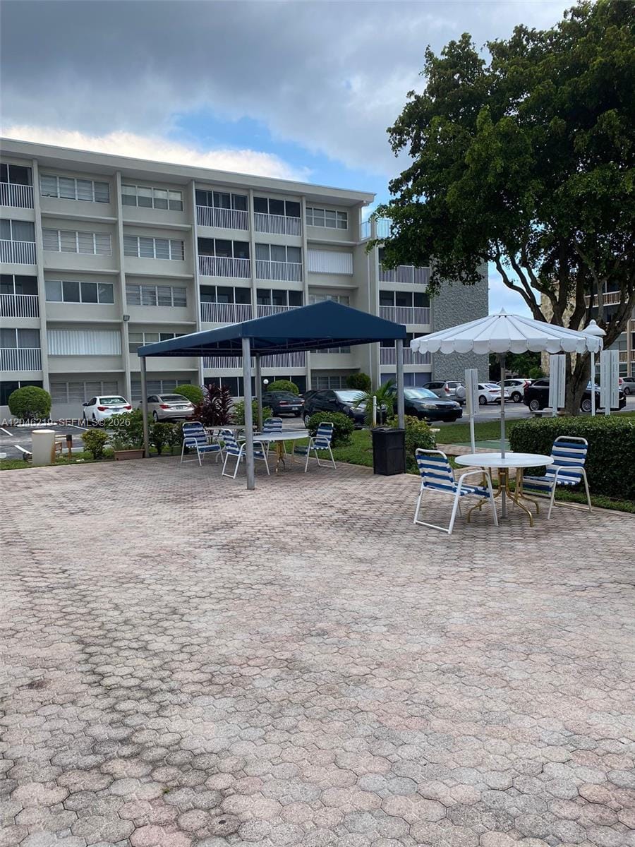 330 SE 2nd Street 403F, Hallandale Beach, FL 33009 photo 21