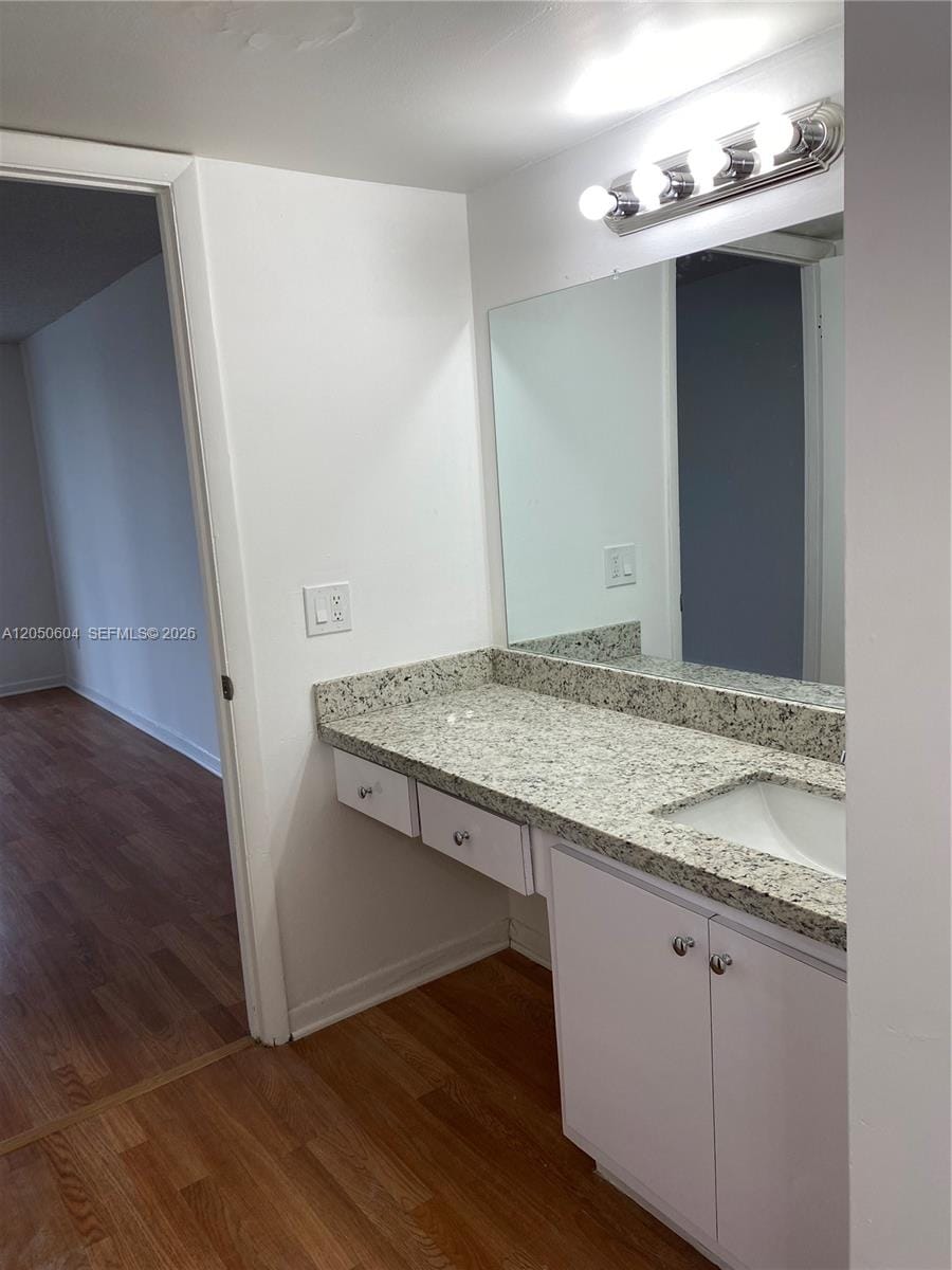 486 NW 165th St Road B-307 — photo 8