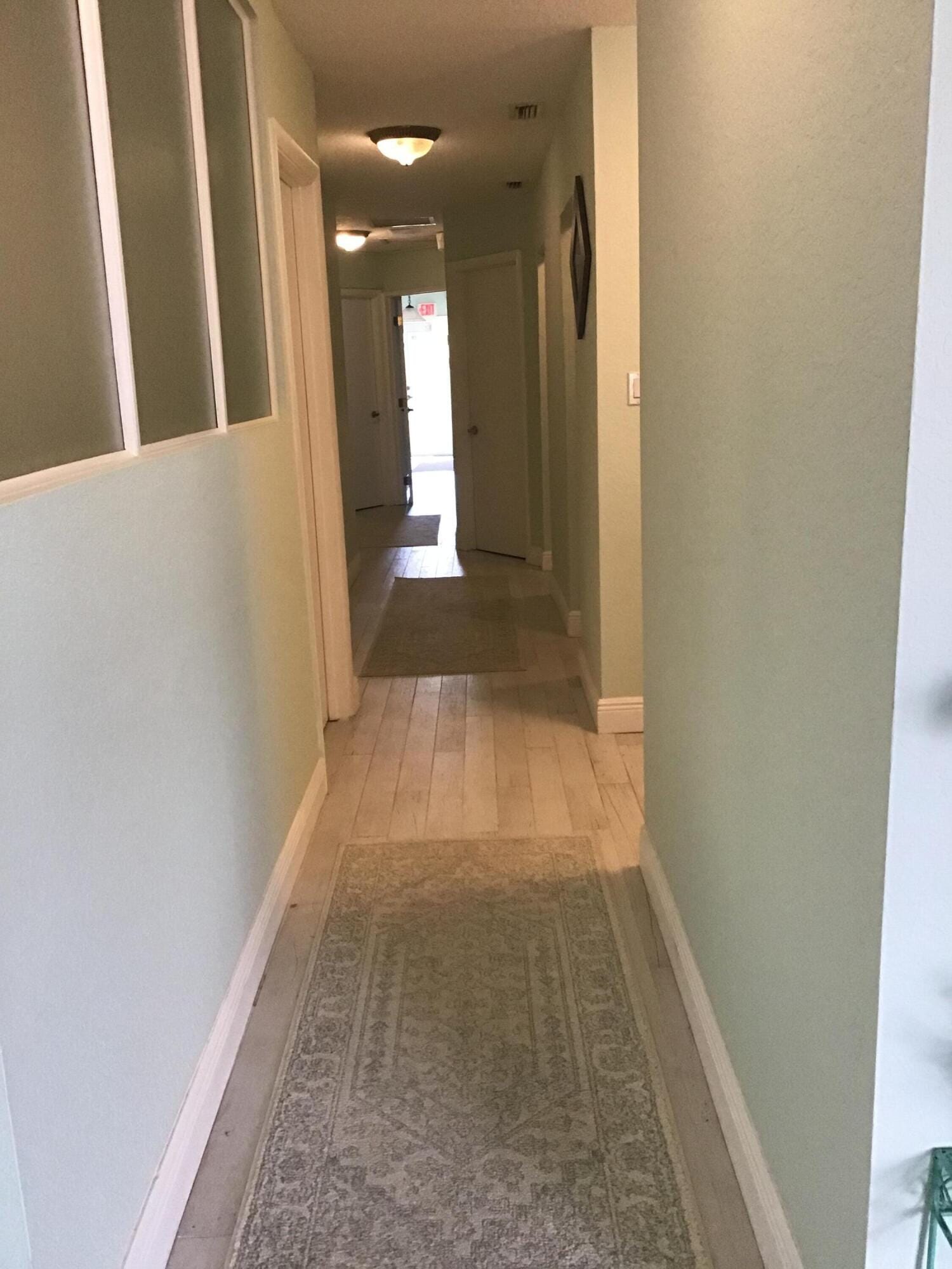 812 SE 8th Avenue, Deerfield Beach, FL photo 4