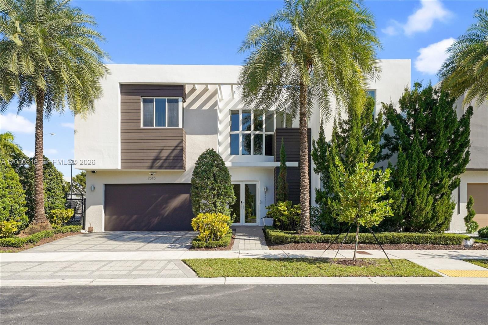 7515 NW 99th Avenue, Doral, FL 33178