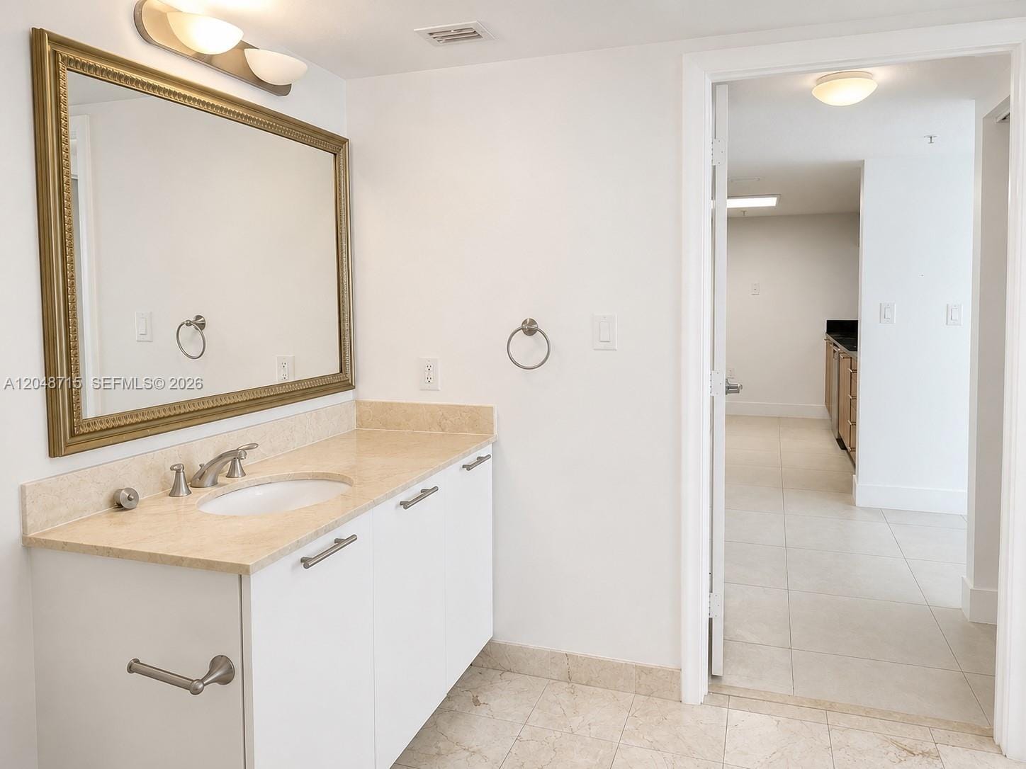 1800 N Bayshore Drive 4102, Miami, FL 33132 photo 20