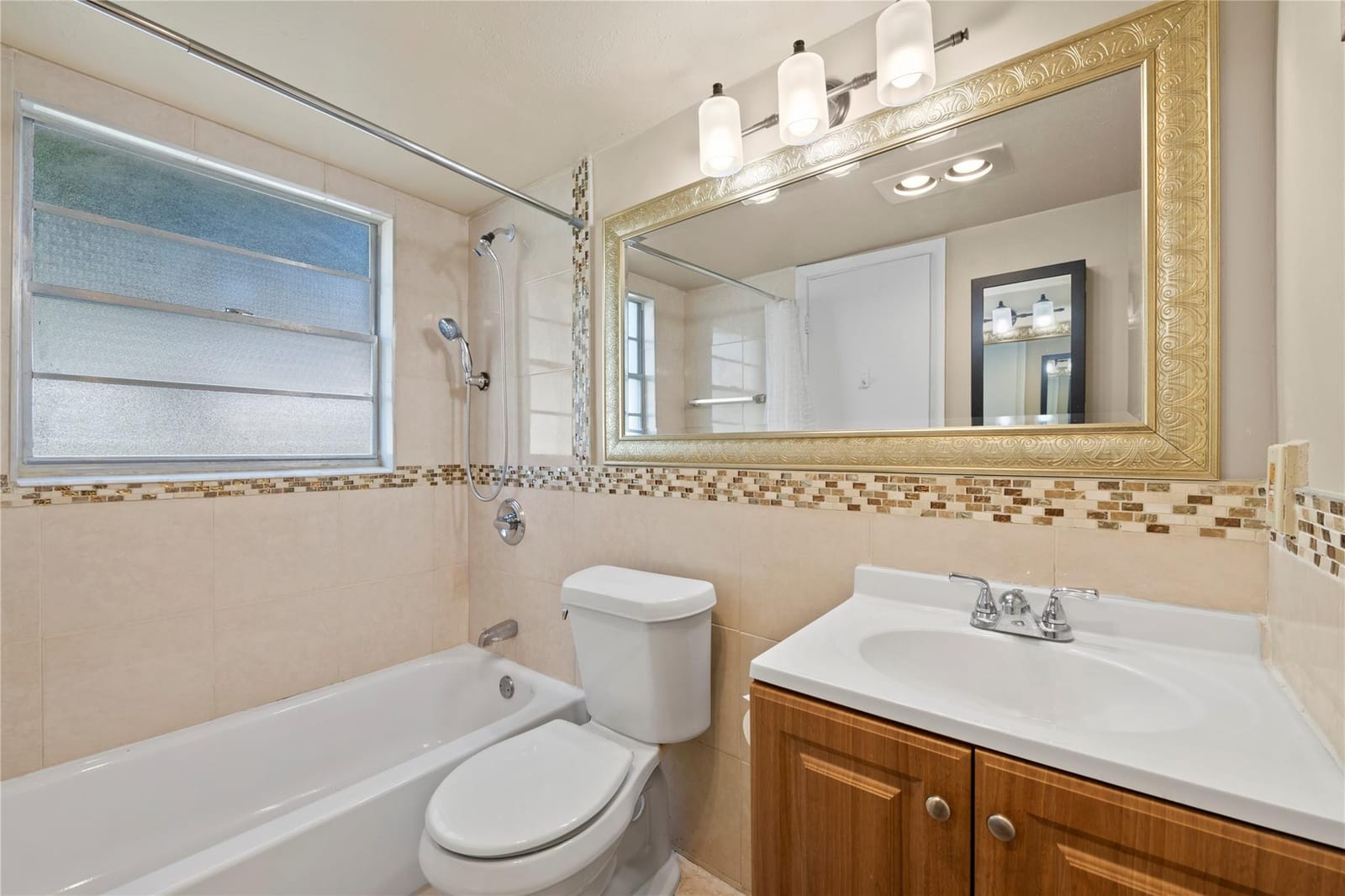 28 Prescott B 28, Deerfield Beach, FL 33442 photo 12