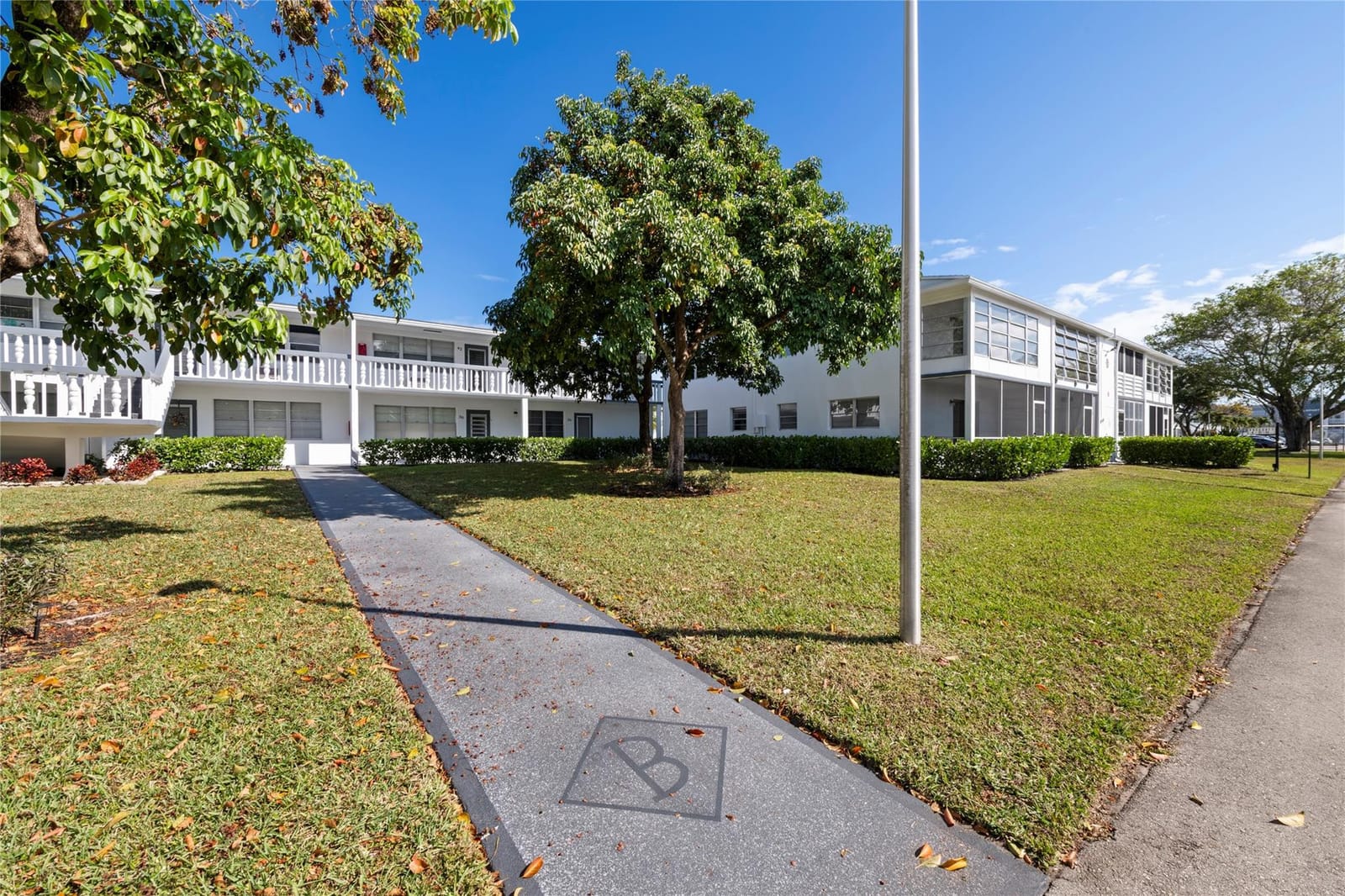 28 Prescott B 28, Deerfield Beach, FL 33442 photo 22
