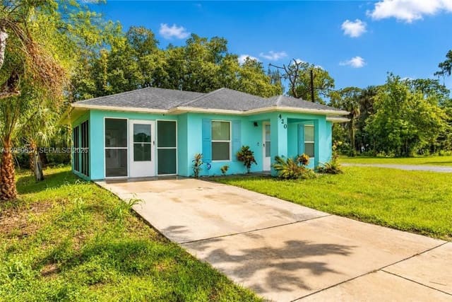 420 Dr Martin Luther King Boulevard, LaBelle, FL 33935