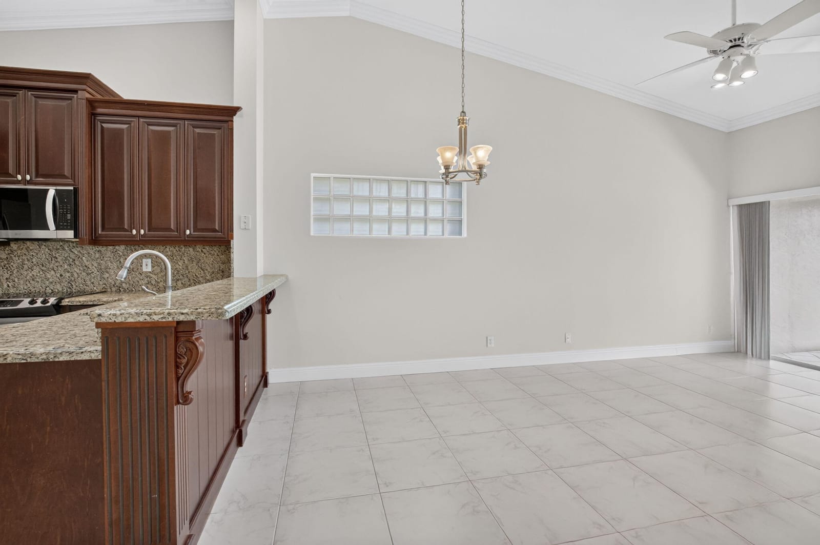 9875 Harbour Lake Circle, Boynton Beach, FL 33437 photo 19